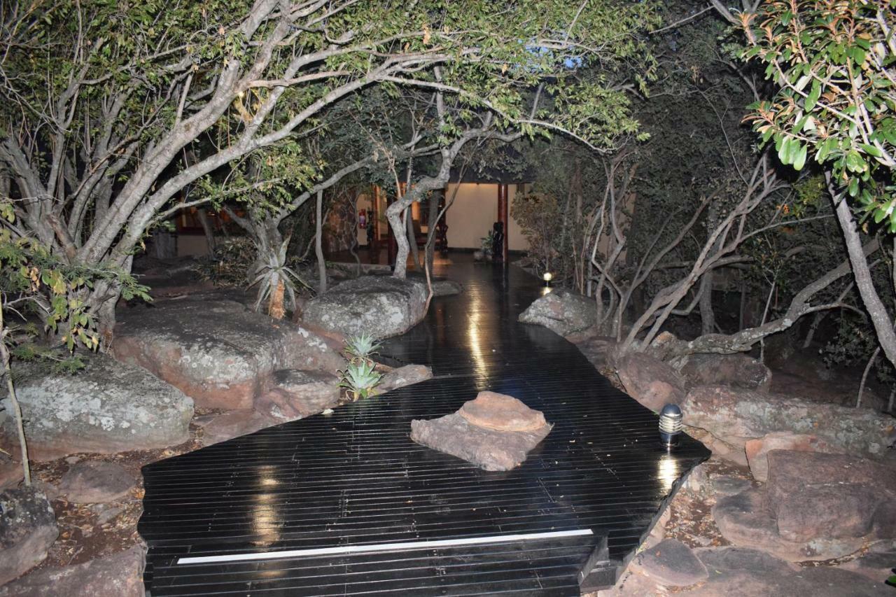 Sekala Private Game Lodge Welgevonden Game Reserve Luaran gambar